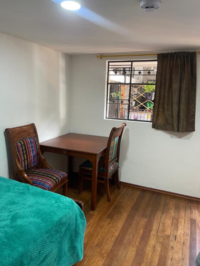 El Jardin Escondido Party Hostel 바뇨스 외부 사진