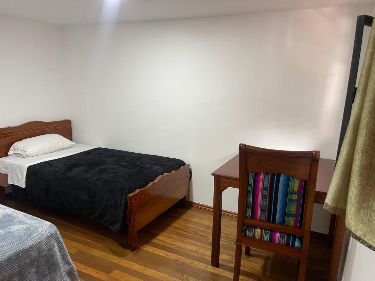El Jardin Escondido Party Hostel 바뇨스 외부 사진