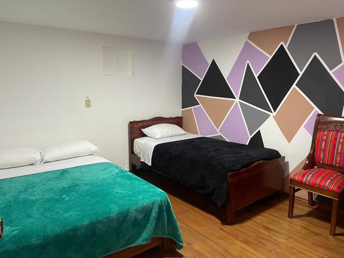 El Jardin Escondido Party Hostel 바뇨스 외부 사진