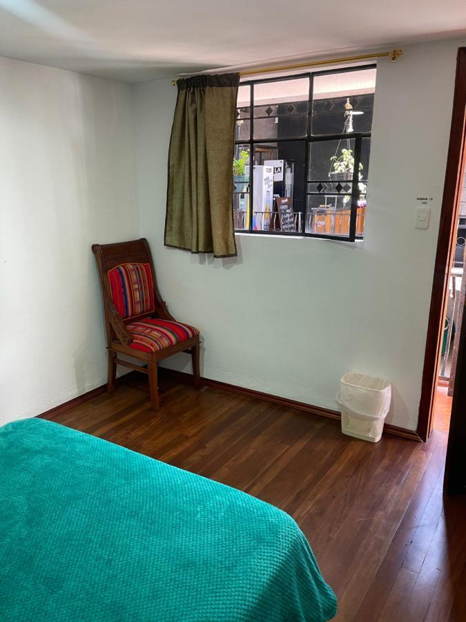 El Jardin Escondido Party Hostel 바뇨스 외부 사진