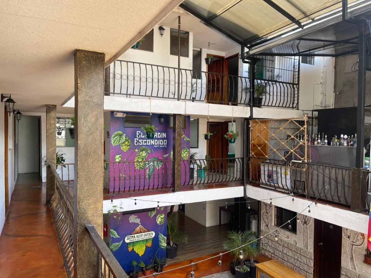 El Jardin Escondido Party Hostel 바뇨스 외부 사진