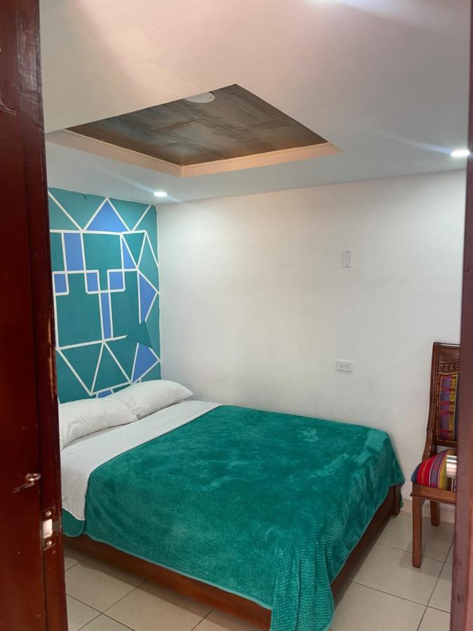 El Jardin Escondido Party Hostel 바뇨스 외부 사진