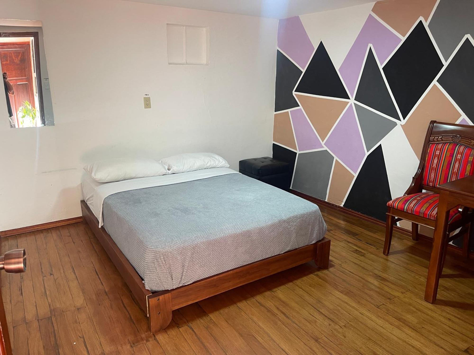 El Jardin Escondido Party Hostel 바뇨스 외부 사진